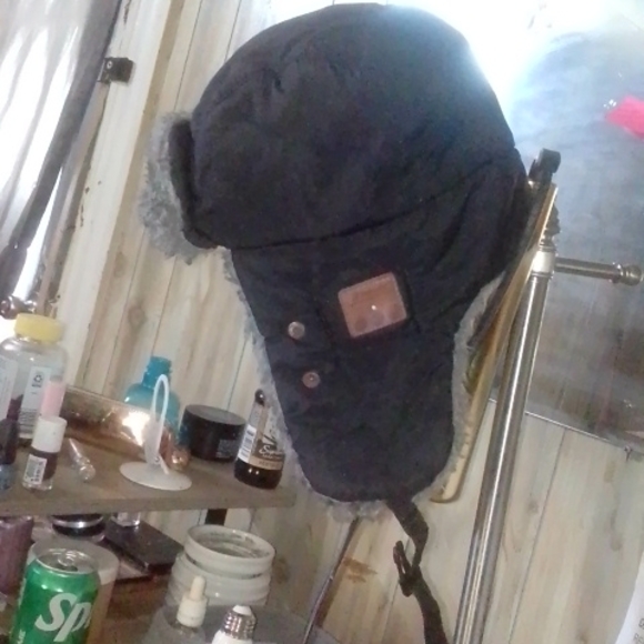 Bluetooth hat - Picture 2 of 2